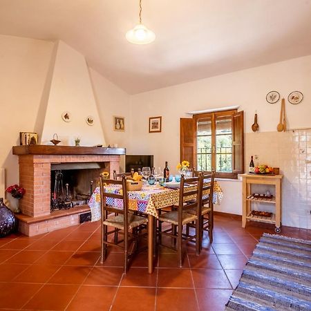 Al Giardino Degli Ulivi Guest House Santa Maria Albiano Екстериор снимка