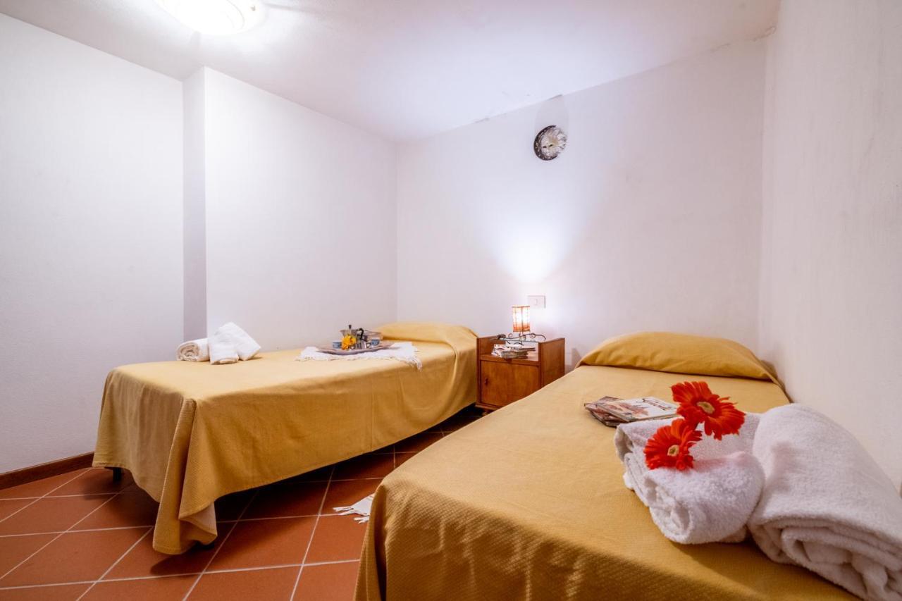 Al Giardino Degli Ulivi Guest House Santa Maria Albiano Екстериор снимка